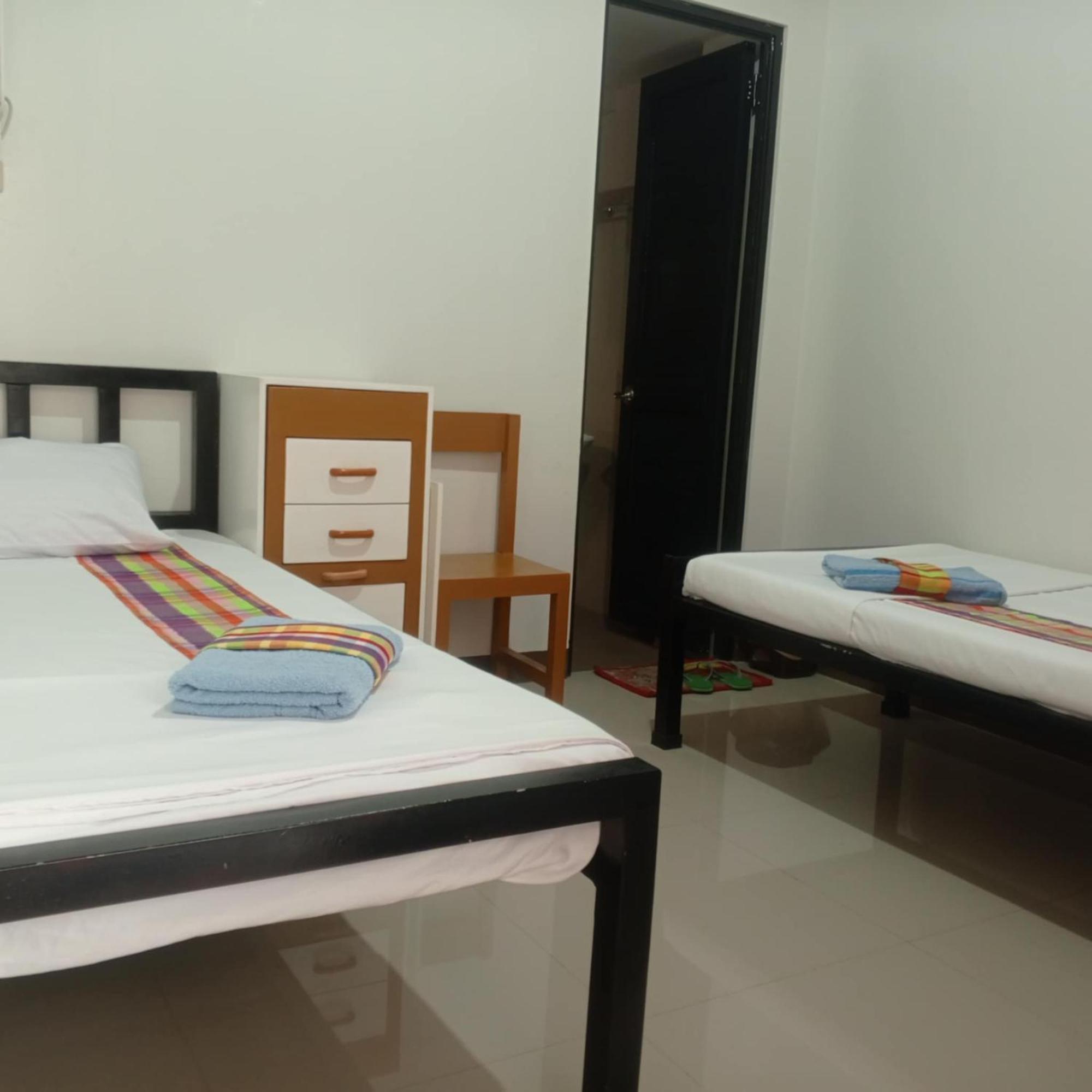 Benediktus Pilgerhaus Hotel Vigan Room photo